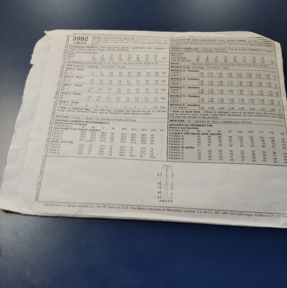 McCall's Sewing Pattern 3992 Women's Pants Capri Clam Digger Plus Size 14-18 - Picture 3 of 4